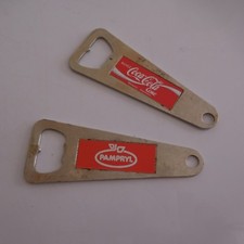 2 Flaschenöffner COCA-COLA