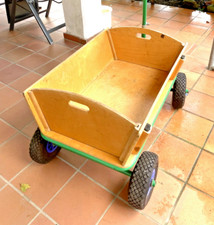 Großer klassischer Bollerwagen von Puky mit Luftreifen