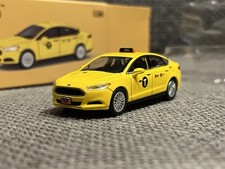 RAR 596 Ford Fusion NYC Taxi