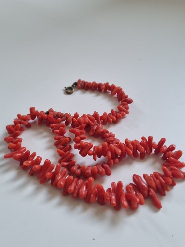 Alte korallenkette echte - korallenkette, rote