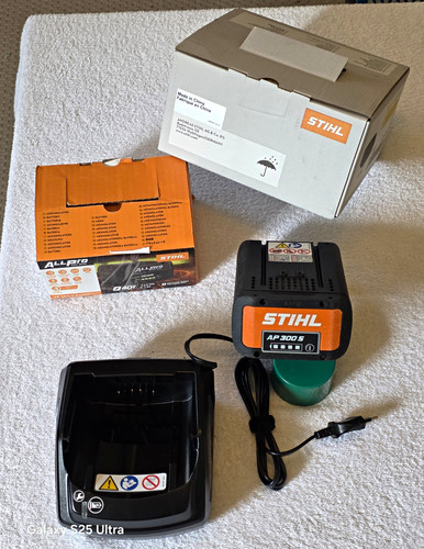 Stihl 300 akku - ap, v