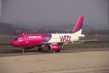Dia Airbus A320 Wizz Air Flugzeug 35mm ungerahmt O29-4-4