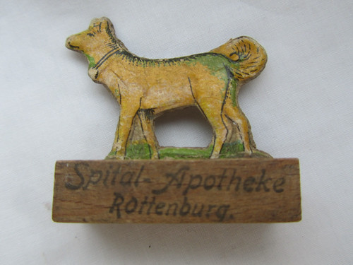 Antikes spielzeug hund pappe - antikes,