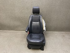 Fahrersitz vorne links Sitz