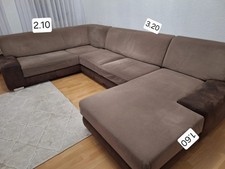 Braunes U-Sofa mit