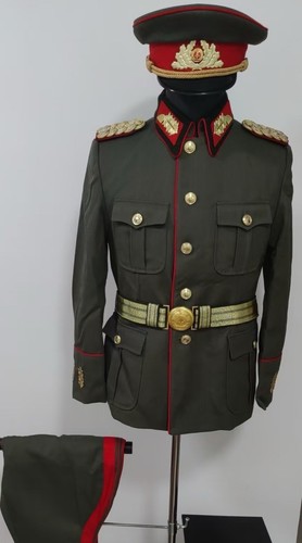 Schwarzer kragen general - schwarzer,