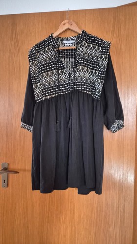 Kleid von reserved - in, größe