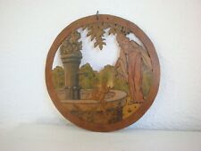 Märchen Der Froschkönig Frau mit Frosch am Brunnen Wandschmuck Rund aus Holz