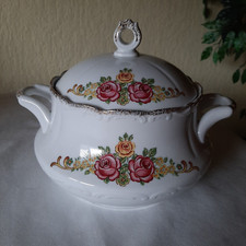 Alte Suppenterrine mit Deckel Gemüse Rosendekor Verspieltes Muster Goldrand