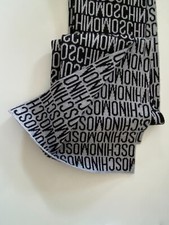 MOSCHINO Schal für den Winter