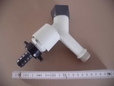 alter DDR Wasserhahn Plaste