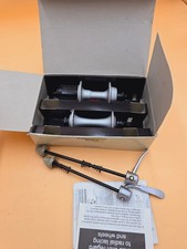 NEU NOS Naben Set Shimano 105