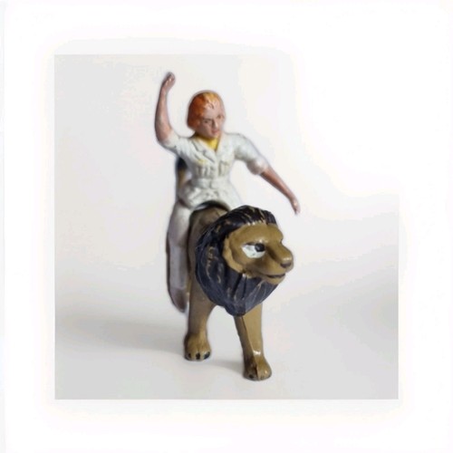 Corgi toys daktari - toys, gift