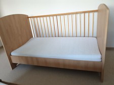 Kinderbett 70x140 mit Matratze