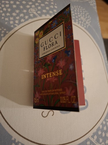 Gucci flora gardenia intense - gardenia,