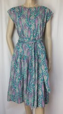 Laura Ashley Kleid 38 40 grün lila geblümt vintage 80er Baumwolle Paisley Sommer