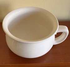 Nachttopf aus  Keramik, weiß