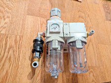 SMC Druckminderer Wartungseinheit Filter plus Öler 10 bar max