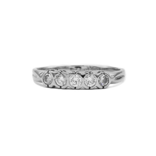 Ring mit brillanten - ring,