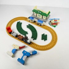 Fisher Price Geotrax - defekt - Gleise Schienen - Züge - Hubschrauber - Bahnhof