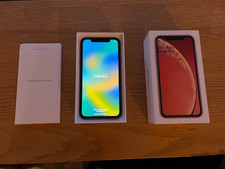 Apple iPhone XR  - 64GB -
