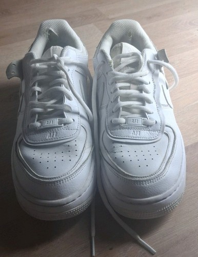Spendenauktion nike air - 🌿,