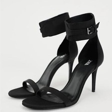 ZARA BUCKLED HIGH HEELED