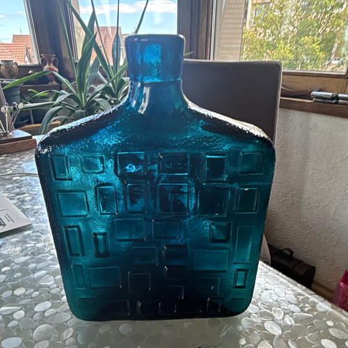 Dekorative blaue glasflasche - dekorative,