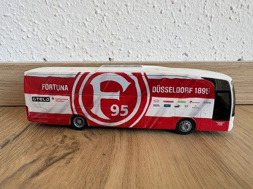 Mannschaftsbus fortuna - mannschaftsbus,