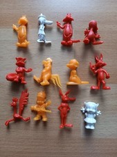 22 Kleine Plastikfiguren 3 und