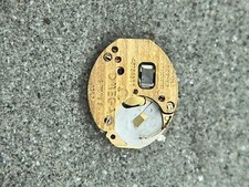 #1077 DEFEKT OMEGA 1387 UHRWERK KEINE FUNKTION NOT WORKING DAMAGED BROKEN