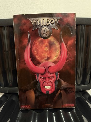 Sideshow hellboy ultimate - sideshow,
