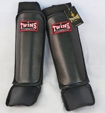 TWINS Schienbeinschoner MMA