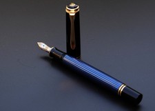 Pelikan Souverän M 600 Füller 585 Gold Feder blau schwarz Top Zustand