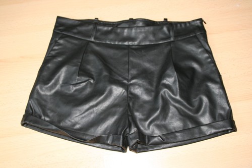Kunstleder short hot - short, pants