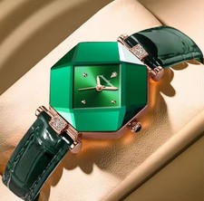 Damen Armbanduhr Quarz Elegant Facettenglas Lederarmband Luxus Design Uhr