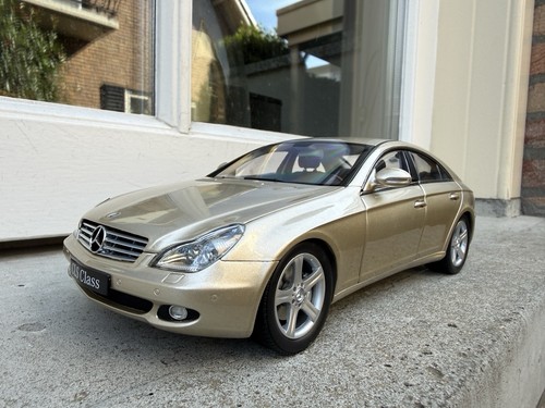 Mercedes cls klasse - 1:18,
