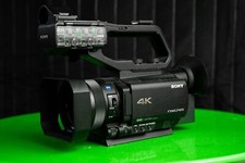 Sony HXR-NX80 Professioneller Camcorder