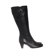 Paola Ferri, Stiefel, Größe