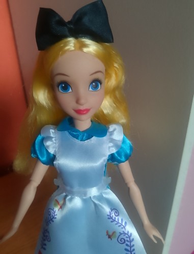 Mattel barbie collector alice - collector,