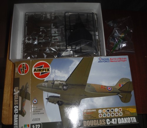 Airfix a50028 douglas 47 - airfix,