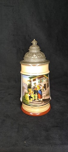Alter bierkrug mit - mit, zinndeckel