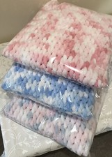 Handgestrickte baby - handgestrickte,