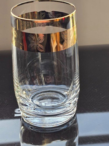 Gläserset bestehend aus - , 6