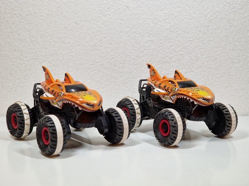 Hot wheels monstertruck - hot,