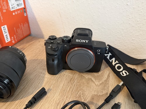 Sony alpha iii - sony,