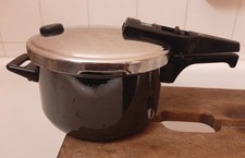 SILIT SILARGAN® SICOMATIC-L Schnellkochtopf 4 L Dampfkochtopf Induktion Antrazit