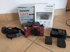 Panasonic Lumix GH1 12.1 MP Digitalkamera, Rot, Gehäuse
