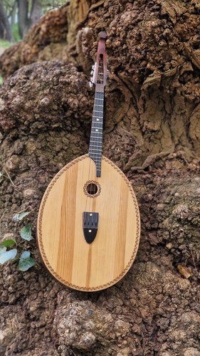 Kobza saitige gitarre - kobza,