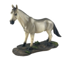 Deko Pferd Hengst Stute Figur